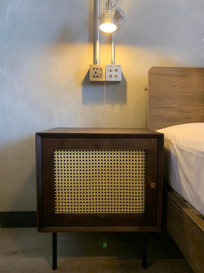 Hotel The Retro Tai-Pan Tainan Zewnętrze zdjęcie